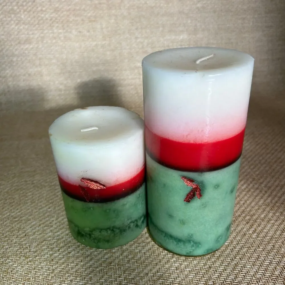 Pier 1 Evergreen Poinsettia Holiday Candle Pair Vintage Unburned Dented